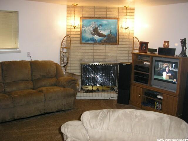 5545 S 2100 W #A-6, Roy, UT 84067 — photo 2