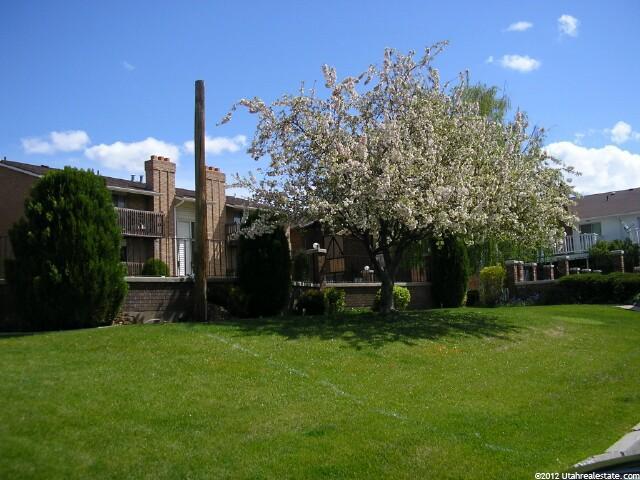 5545 S 2100 W #A-6, Roy, UT 84067 — photo 11