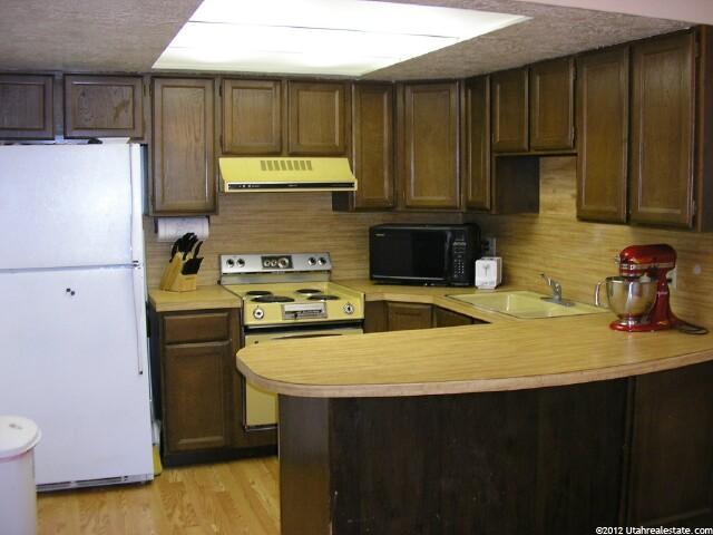 5545 S 2100 W #A-6, Roy, UT 84067 — photo 3