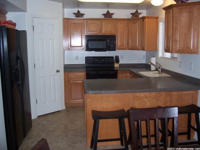 1033 E Wyndom Way, Layton, UT 84040 — photo 2