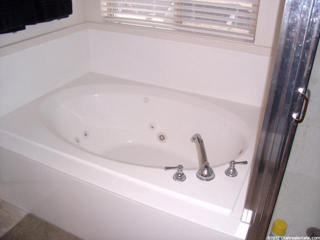 1033 E Wyndom Way, Layton, UT 84040 — photo 8