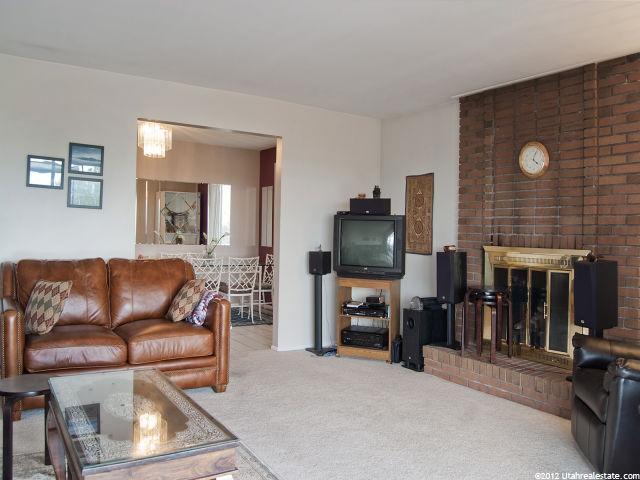4650 S 3075 E, Holladay, UT 84117 — photo 11