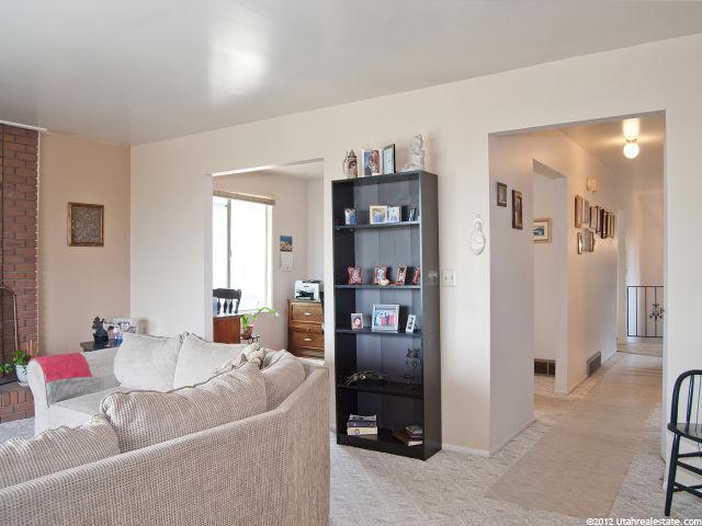 4650 S 3075 E, Holladay, UT 84117 — photo 8