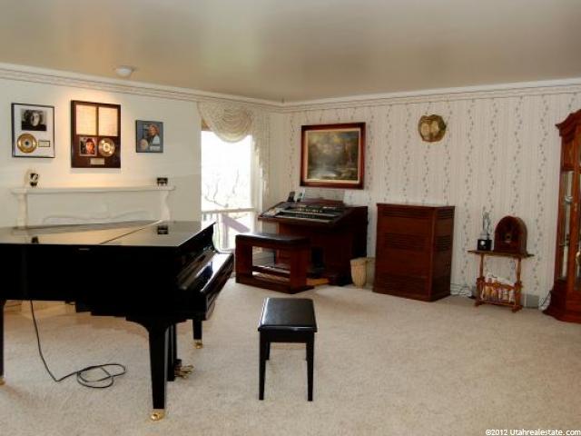 4131 S Lakeview Dr, Ogden, UT 84403 — photo 11