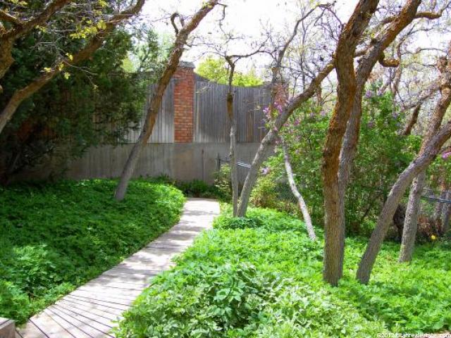4131 S Lakeview Dr, Ogden, UT 84403 — photo 6