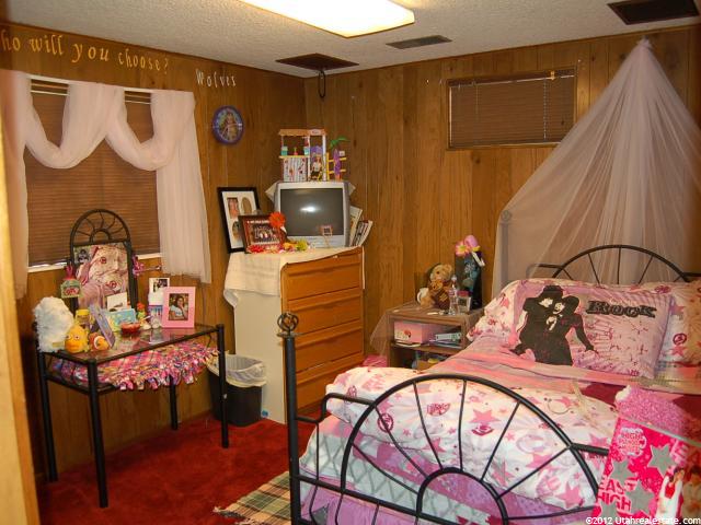 703 E Ben Lomond Ave, Ogden, UT 84403 — photo 12