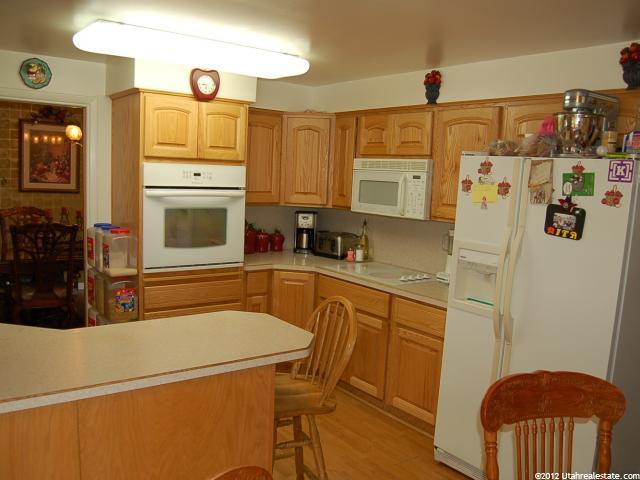 703 E Ben Lomond Ave, Ogden, UT 84403 — photo 3