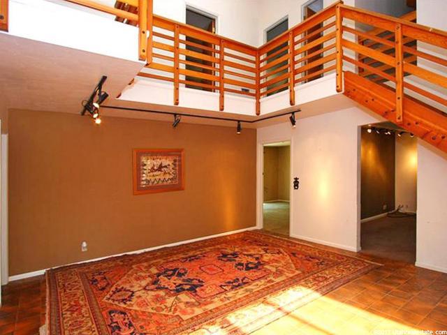 2662 E 6200 S, Holladay, UT 84121 — photo 4