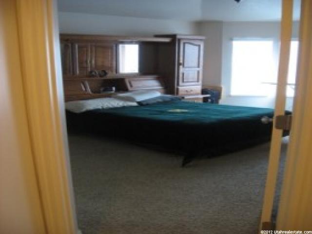 6033 S 3850 W, Roy, UT 84067 — photo 4