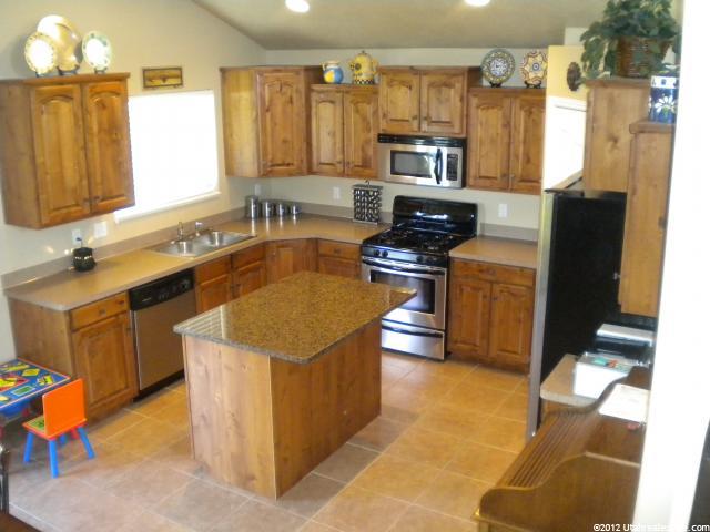 4521 S 4875 W, West Haven, UT 84401 — photo 4