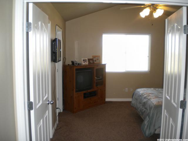 4521 S 4875 W, West Haven, UT 84401 — photo 8