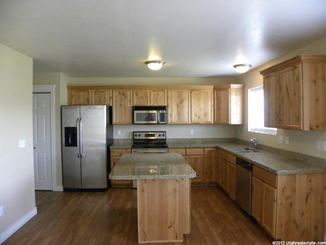 1047 S Southgate Ct W, Logan, UT 84321 — photo 4