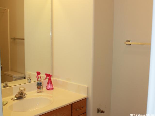 419 S 700 E, Hyrum, UT 84319 — photo 8