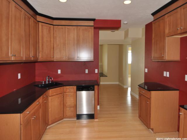 395 E Premier Ln, Grantsville, UT 84029 — photo 2