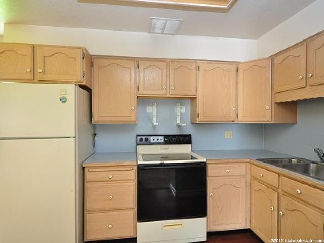 645 W Gentile, Layton, UT 84041 — photo 4