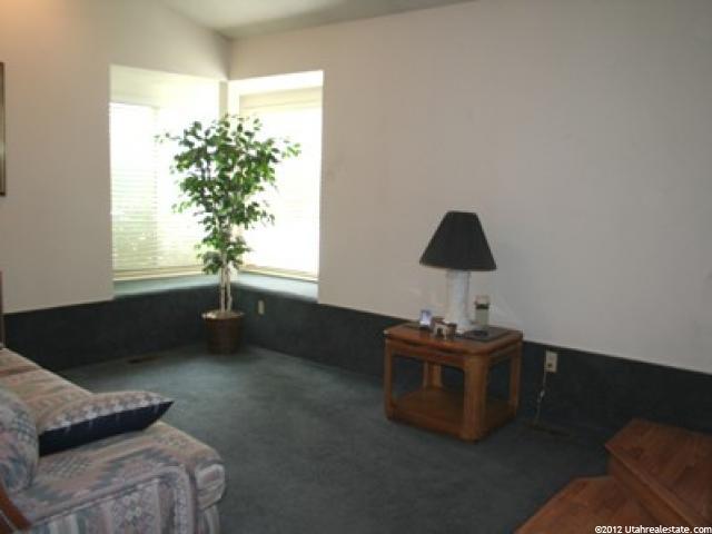 660 S 825 E, Layton, UT 84041 — photo 3