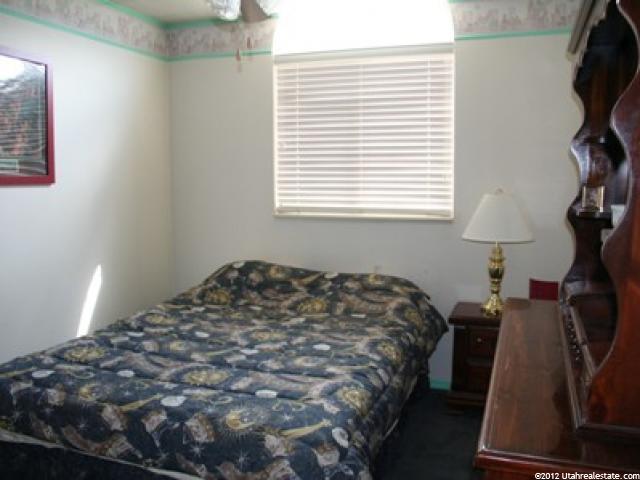 660 S 825 E, Layton, UT 84041 — photo 7