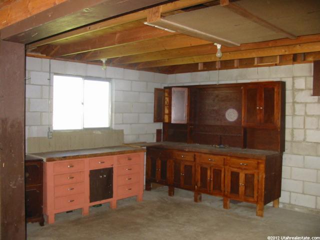 1372 Cross St, Ogden, UT 84404 — photo 6
