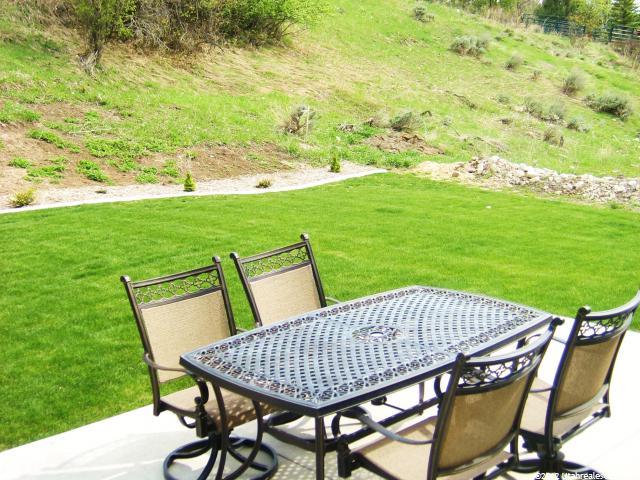 628 E Cove St, Providence, UT 84332 — photo 5
