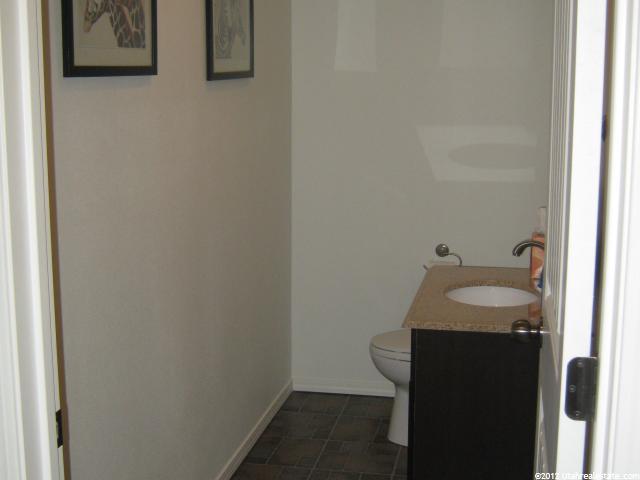 753 S 1075 W, Clearfield, UT 84015 — photo 2