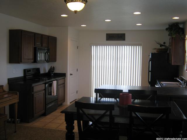 753 S 1075 W, Clearfield, UT 84015 — photo 3