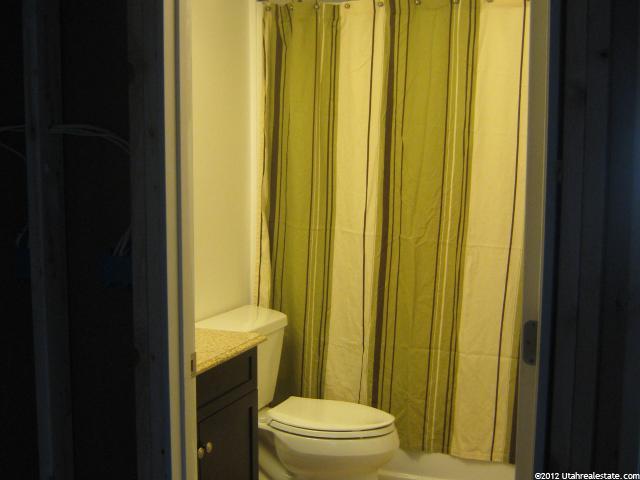753 S 1075 W, Clearfield, UT 84015 — photo 6