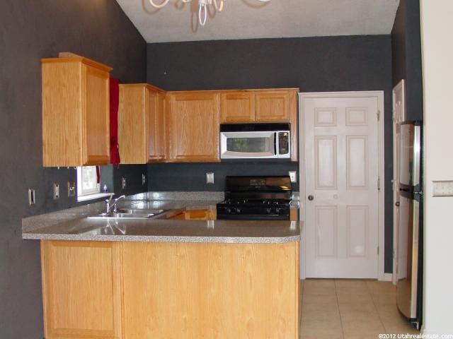 165 S Center, Hyrum, UT 84319 — photo 8