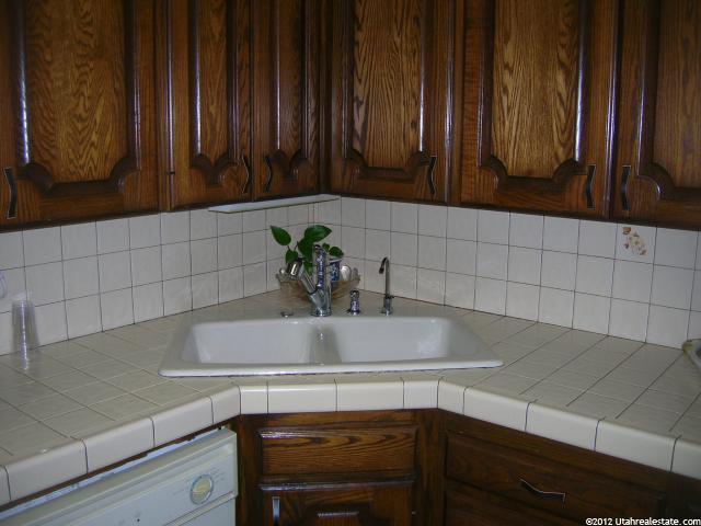 925 S Jackson Ave, Ogden, UT 84404 — photo 11