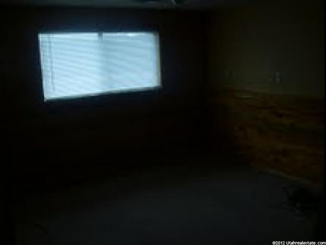 284 N 500 W, Clearfield, UT 84015 — photo 3