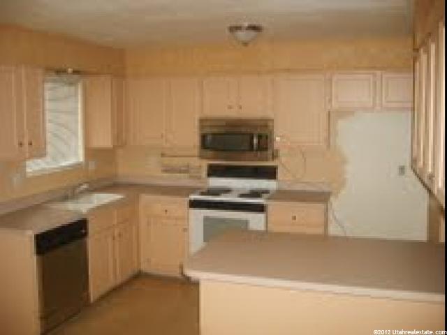 284 N 500 W, Clearfield, UT 84015 — photo 9
