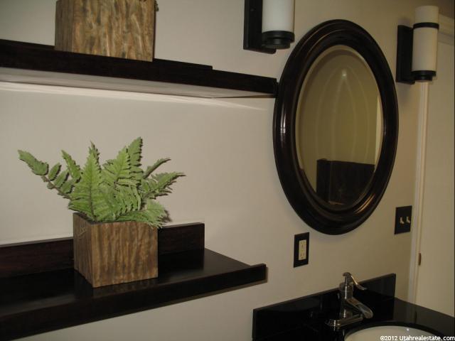 3908 S 2175 E, Holladay, UT 84124 — photo 6
