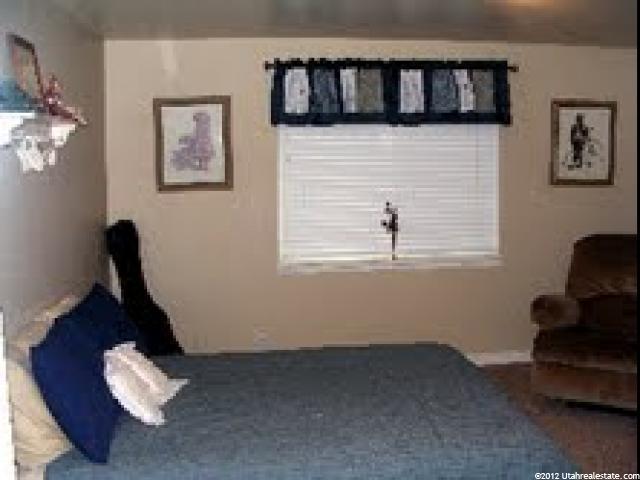 2006 N 150 E, Centerville, UT 84014 — photo 12
