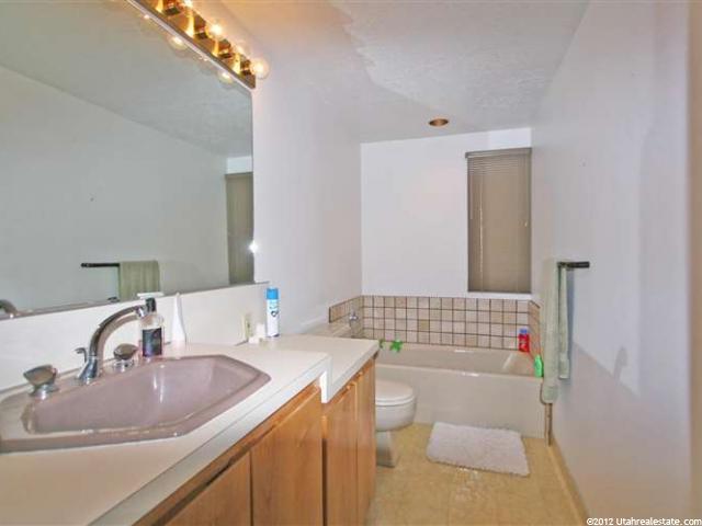 485 E Main, Hyrum, UT 84319 — photo 8