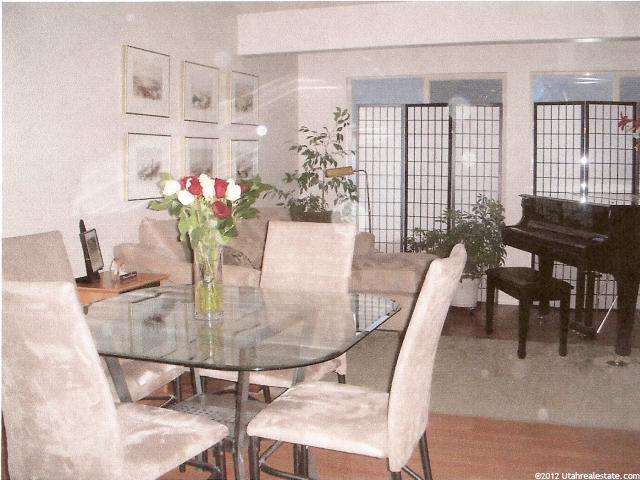 218 W Leah Cir N, Bountiful, UT 84010 — photo 2