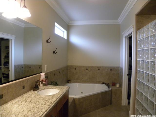 411 W Meadowbrook Ln, Providence, UT 84332 — photo 10