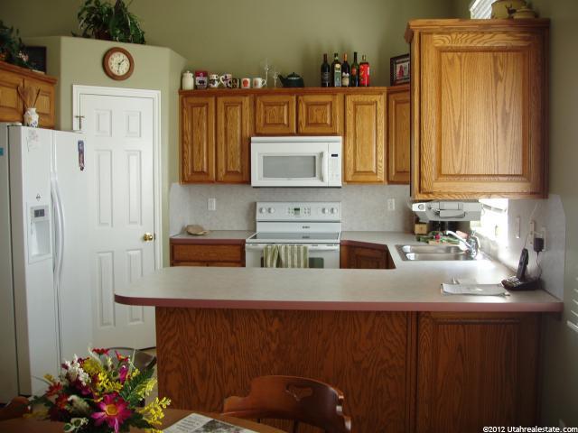839 W 4100 S, Riverdale, UT 84405 — photo 4