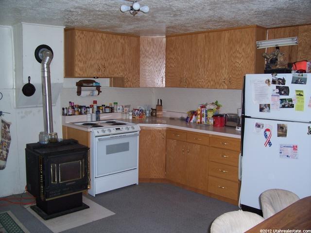 159 W 3rd St N, Bloomington, ID 83223 — photo 5
