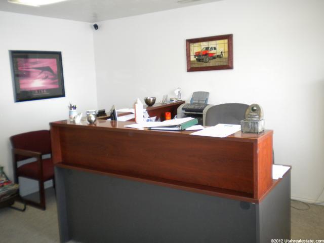 3957 S Main St W, Murray, UT 84107 — photo 9