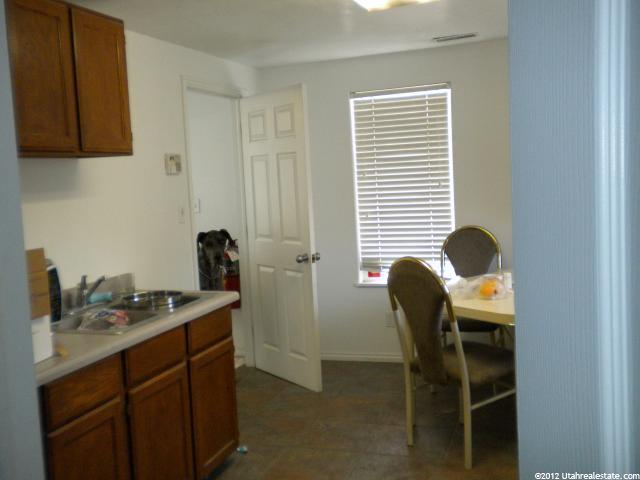 3957 S Main St W, Murray, UT 84107 — photo 10