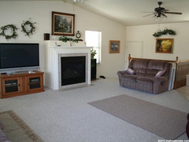 1151 N 2150 W, Layton, UT 84041 — photo 4