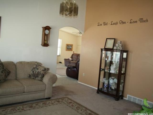 1151 N 2150 W, Layton, UT 84041 — photo 9