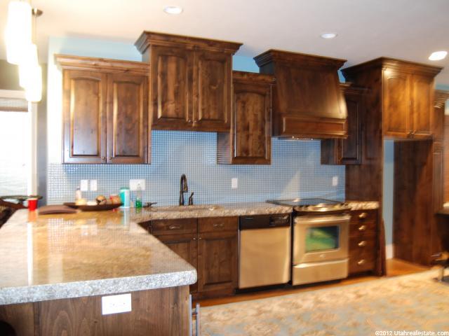 2911 S Foss Cir E, Bountiful, UT 84010 — photo 11