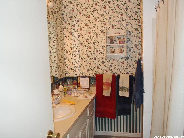 782 S Ford Dr W, Centerville, UT 84014 — photo 10