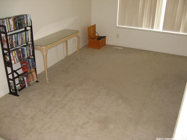 3990 S 2600 W, Roy, UT 84067 — photo 4