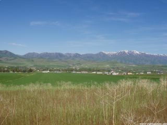 541 E 8900 S #4, Paradise, UT 84328 — photo 8