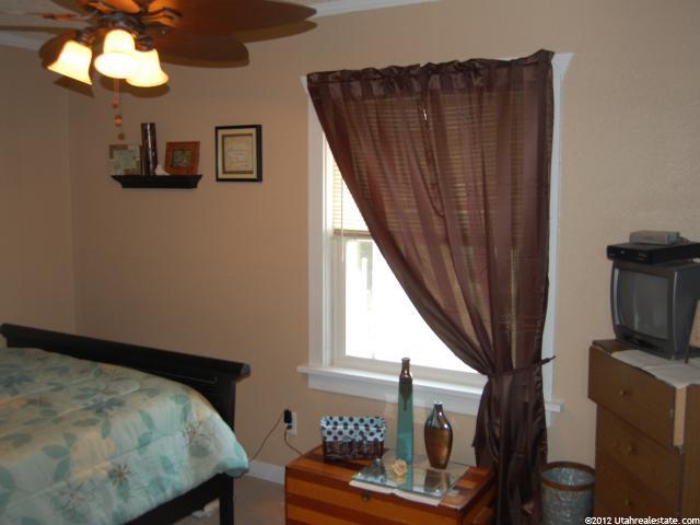 433 E Center St, Logan, UT 84321 — photo 4