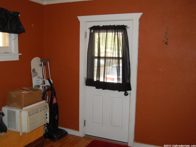 433 E Center St, Logan, UT 84321 — photo 5