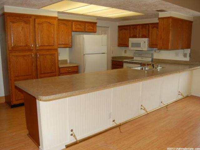 8685 S 1700 E, Sandy, UT 84093 — photo 6