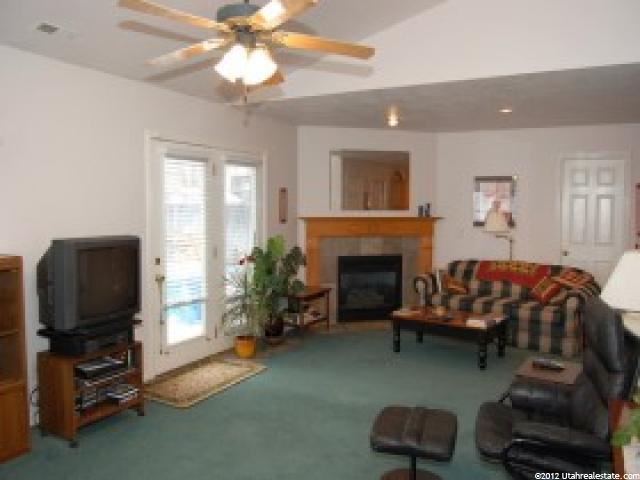 4022 S 750 W, Riverdale, UT 84405 — photo 3