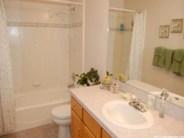 4022 S 750 W, Riverdale, UT 84405 — photo 5